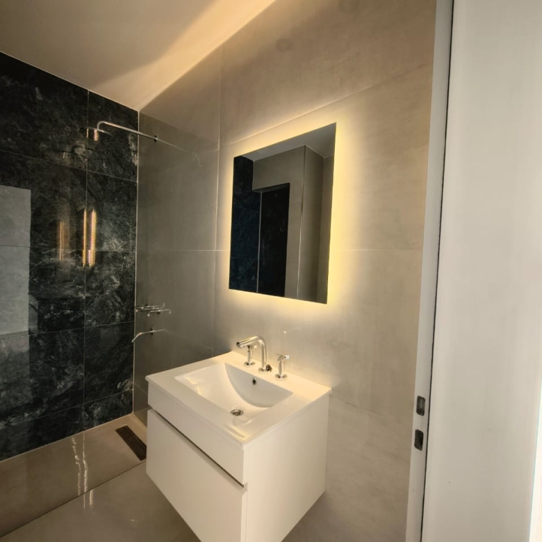 Exclusivo piso en edificio Perla VI